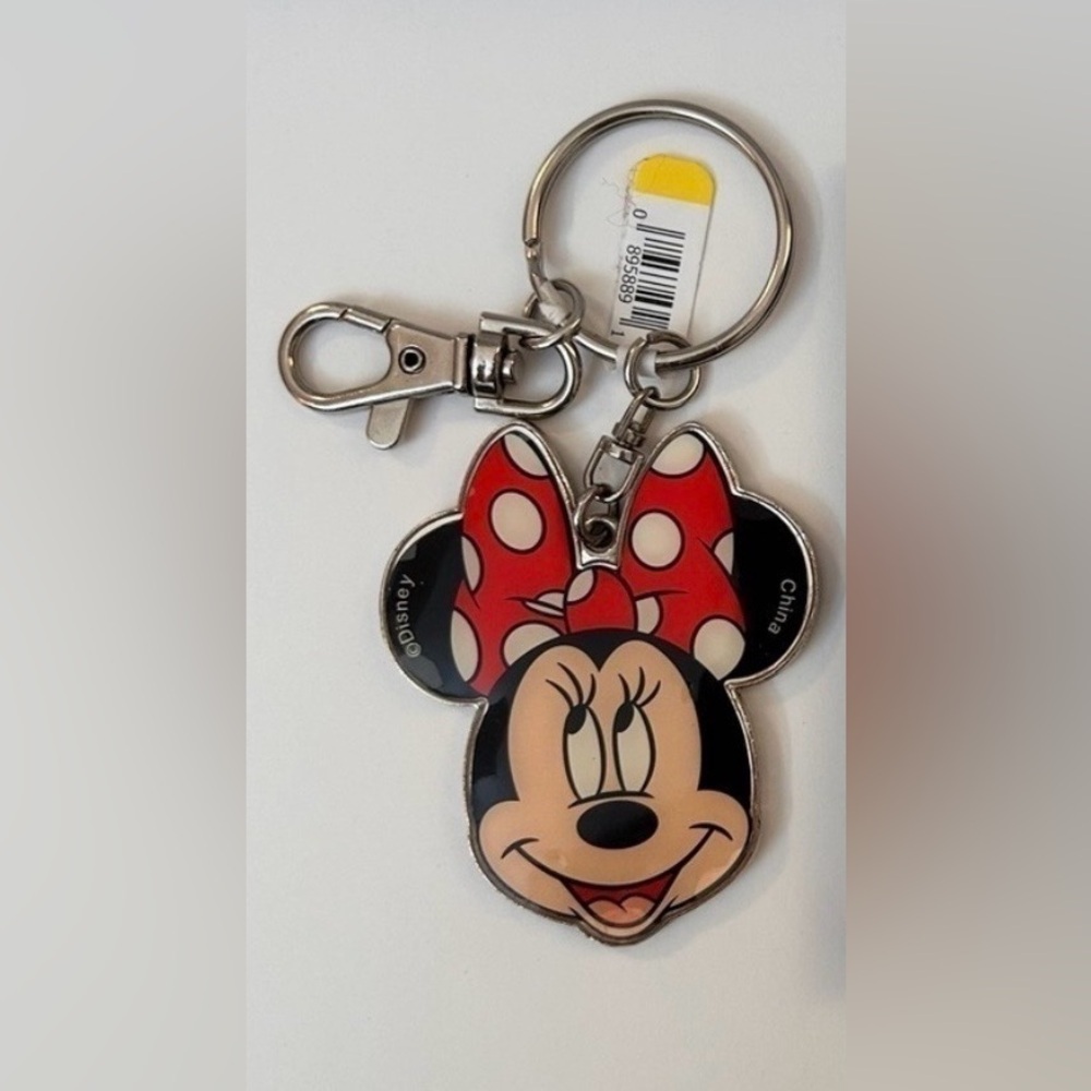 Cute DISNEY Minnie Mouse keychain featuring a red polka dot bow - Picture 2 of 2